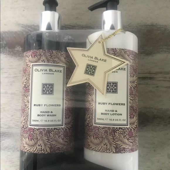 Other Olivia Blake London Ruby Flowers Set Poshmark